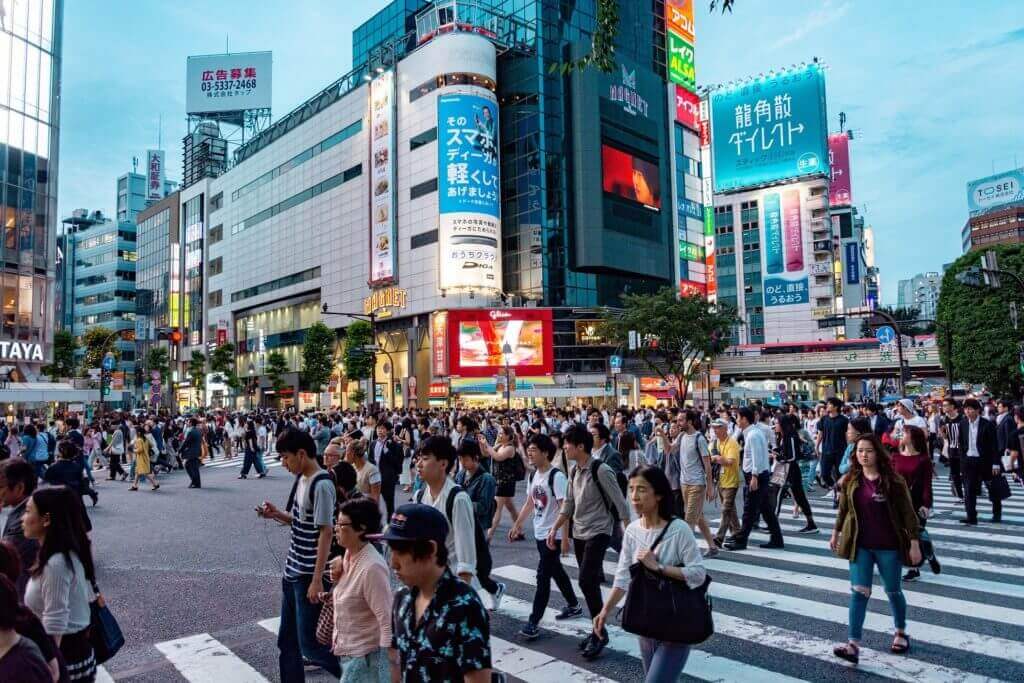 japan city full of people